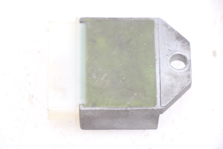 photo de CHARGING REGULATOR GILERA RK 50 (1996 - 1999) - Zoom on usage condition