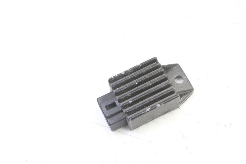photo de CHARGE REGULATOR PGO RODOSHOW 2T 50 (2003 - 2007) - Component detail