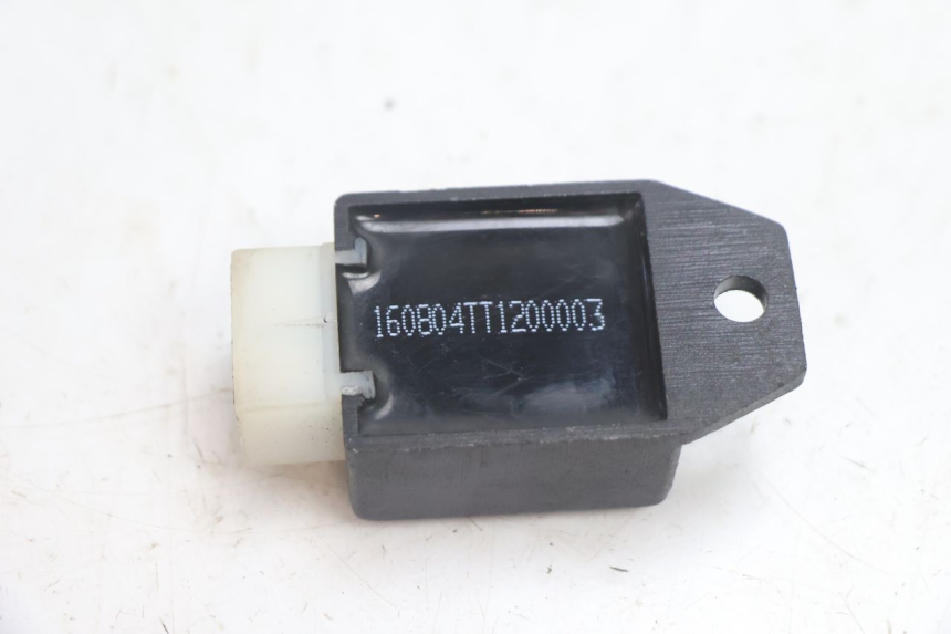 photo de REGULATOR TNT MOTOR ROMA 10' 2T 50 (2011 - 2018) - Alternative perspective