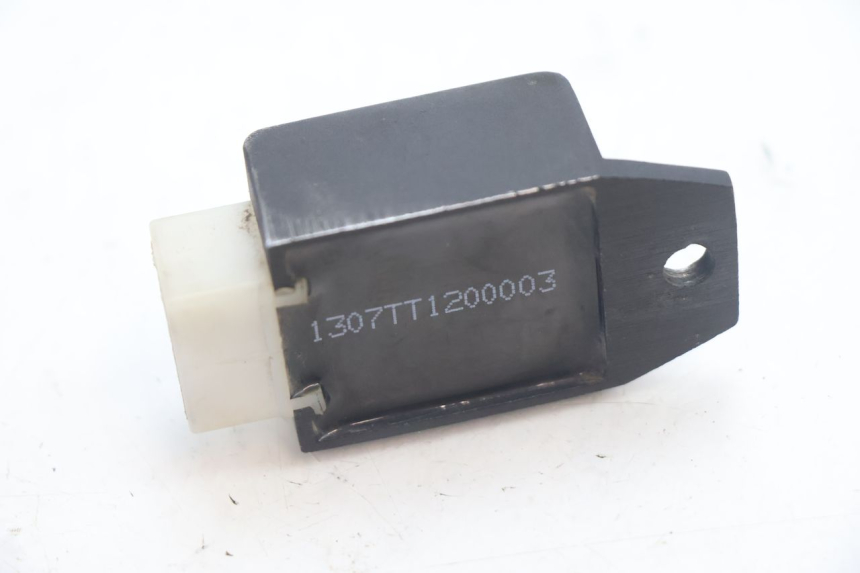 photo de REGULATOR TNT MOTOR ROMA 10' 2T 50 (2011 - 2018) - Alternative perspective