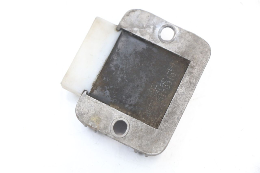 photo de CHARGING REGULATOR TNT MOTOR ROMA 10' 4T 50 (2007 - 2018) - Alternative perspective