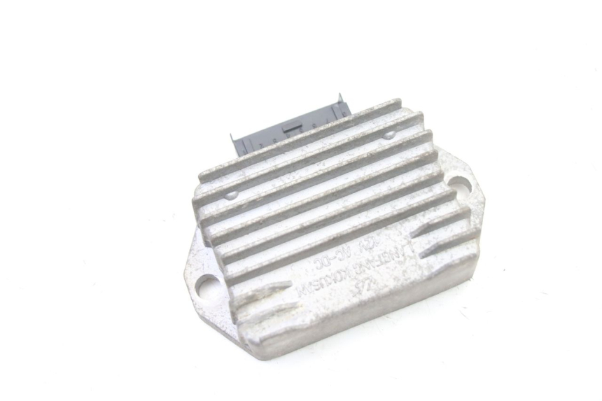 photo de REGULATOR GILERA RUNNER SP 50 (2006 - 2008) - Component detail