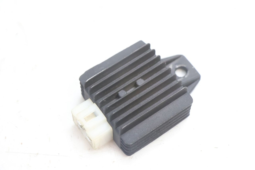 photo de CHARGING REGULATOR KEEWAY RY6 2T 50 (2011 - 2019) - Main view