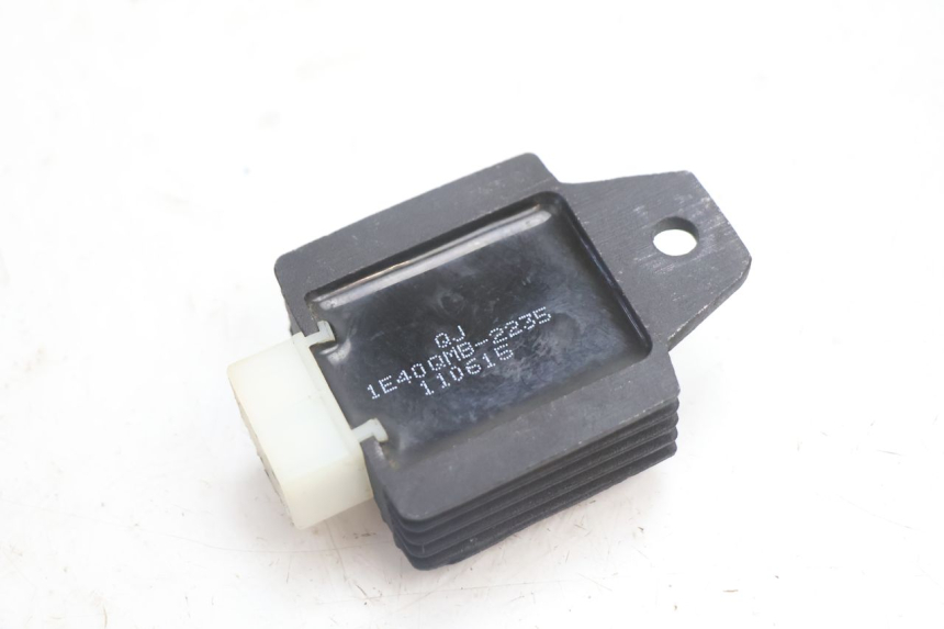 photo de CHARGING REGULATOR KEEWAY RY6 2T 50 (2011 - 2019) - Zoom on usage condition