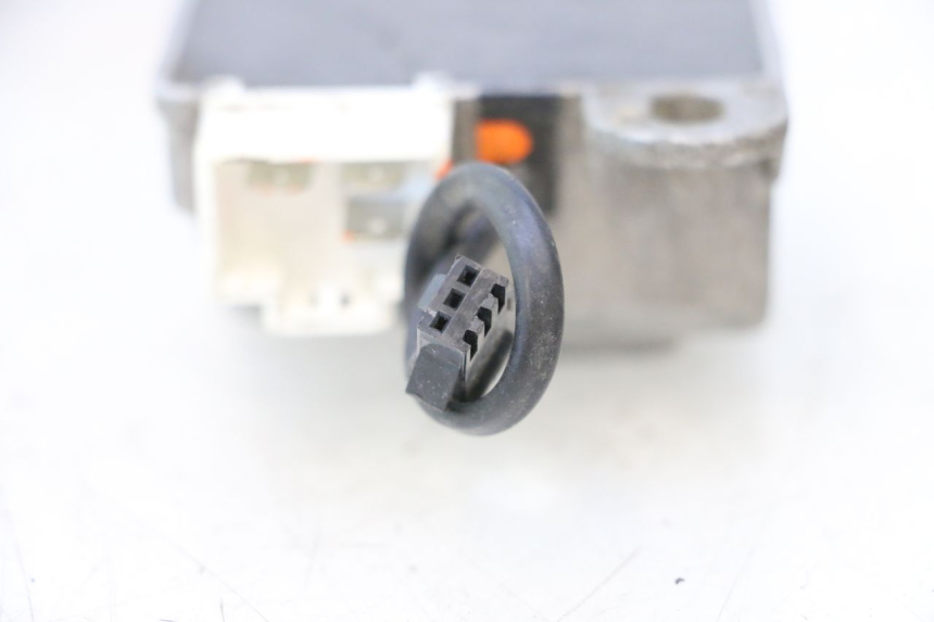 photo de REGULATOR BAIKU SAKURA 1 (2021 - 2025) - Technical close-up
