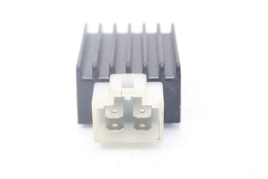 photo de CHARGING REGULATOR JM MOTORS SANTANA 50 (2014 - 2023) - Alternative perspective