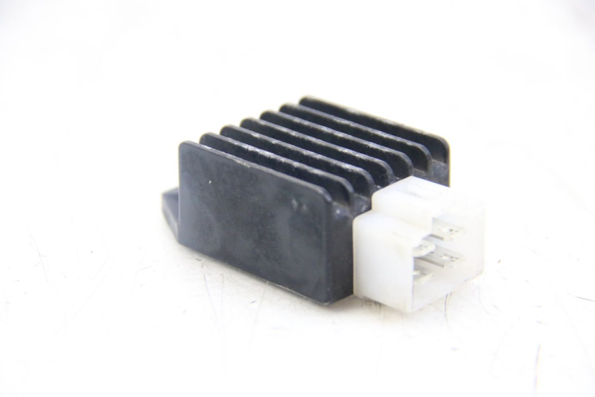 photo de CHARGING REGULATOR JM MOTORS SANTANA 50 (2014 - 2023) - Main view