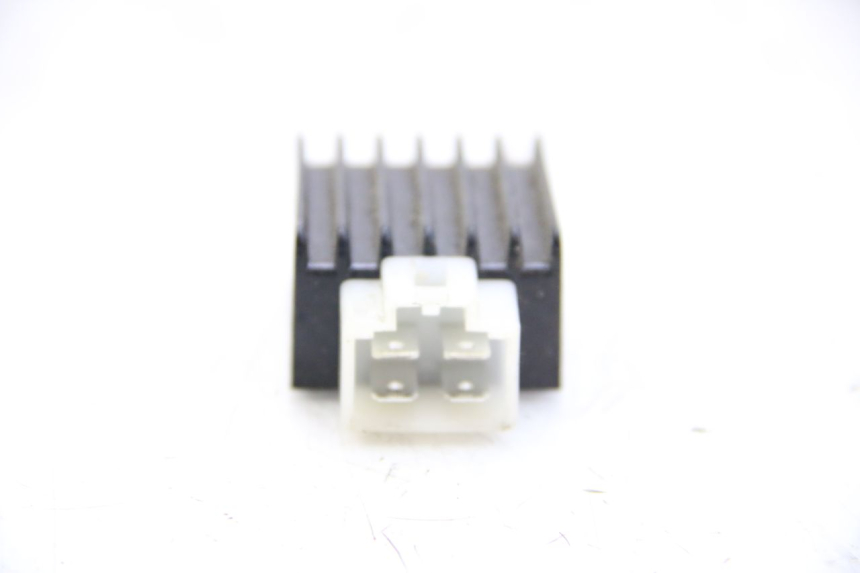 photo de CHARGING REGULATOR JM MOTORS SANTANA 50 (2014 - 2023) - Zoom on usage condition