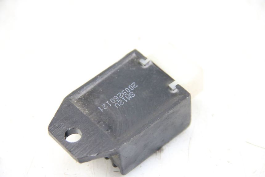 photo de CHARGING REGULATOR JM MOTORS SANTANA 50 (2014 - 2023) - Technical close-up