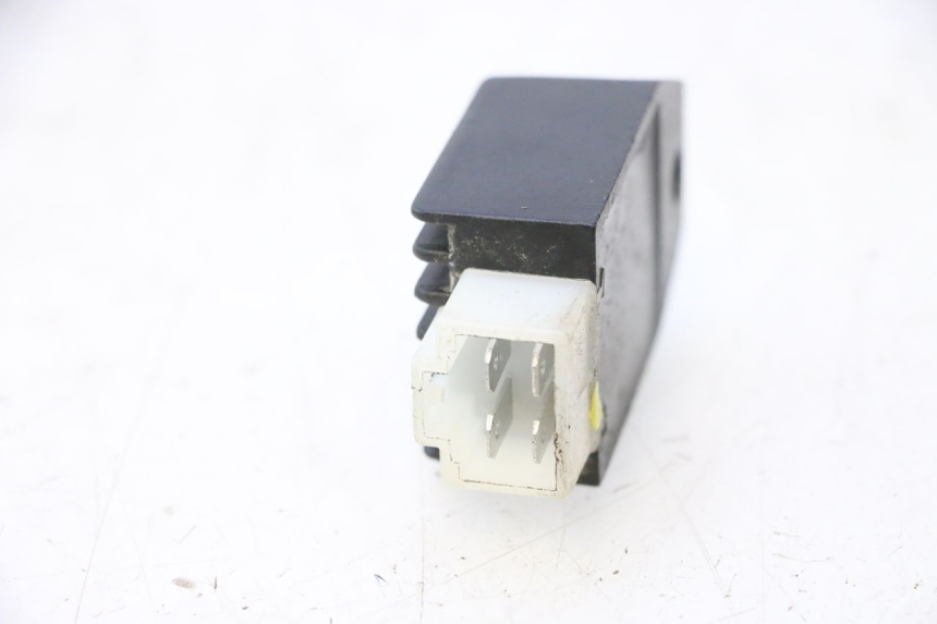photo de CHARGING REGULATOR JM MOTORS SANTANA 50 (2014 - 2023) - Zoom on usage condition