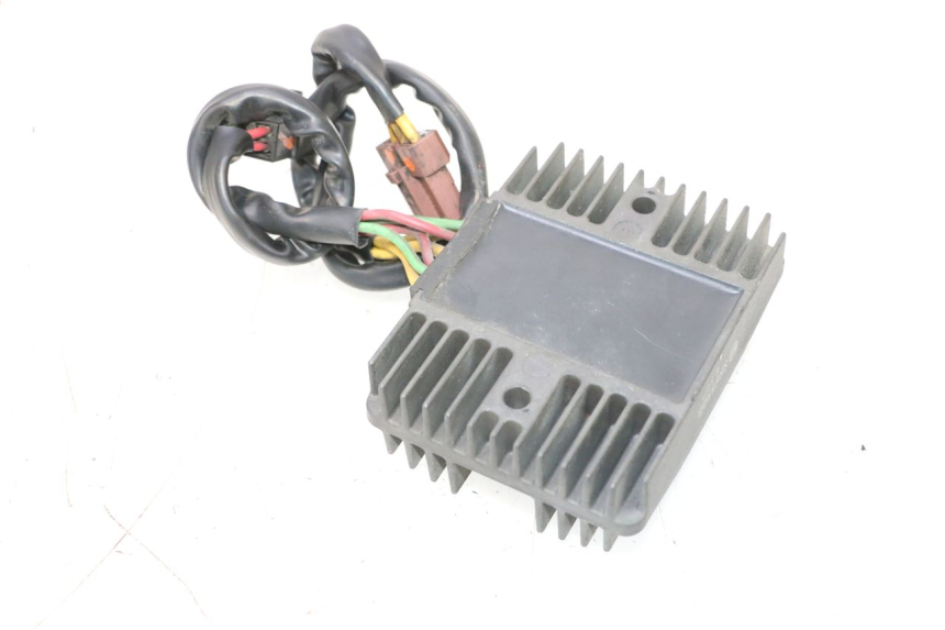 photo de CHARGING REGULATOR PEUGEOT SATELIS COMPRESSOR K15 125 (2006 - 2009) - Zoom on usage condition