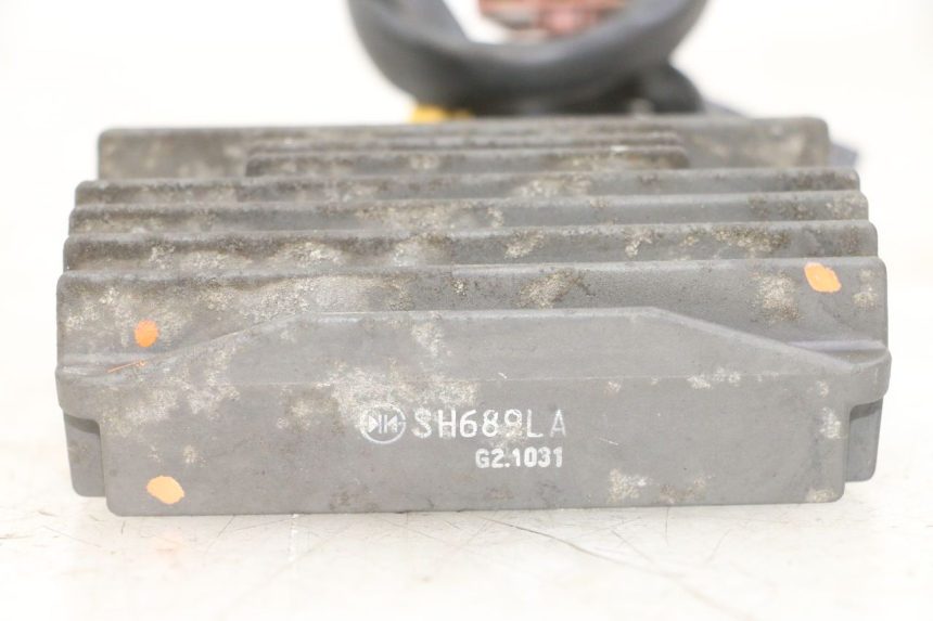 photo de REGULATOR PEUGEOT SATELIS 125 (2013 - 2018) - Component detail