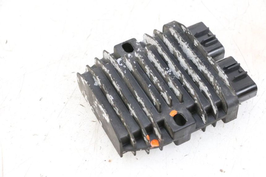 photo de REGULATOR PEUGEOT SATELIS 125 (2013 - 2018) - Technical close-up