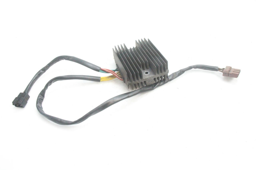 photo de CHARGING REGULATOR PEUGEOT SATELIS 125 (2006 - 2009) - Alternative perspective
