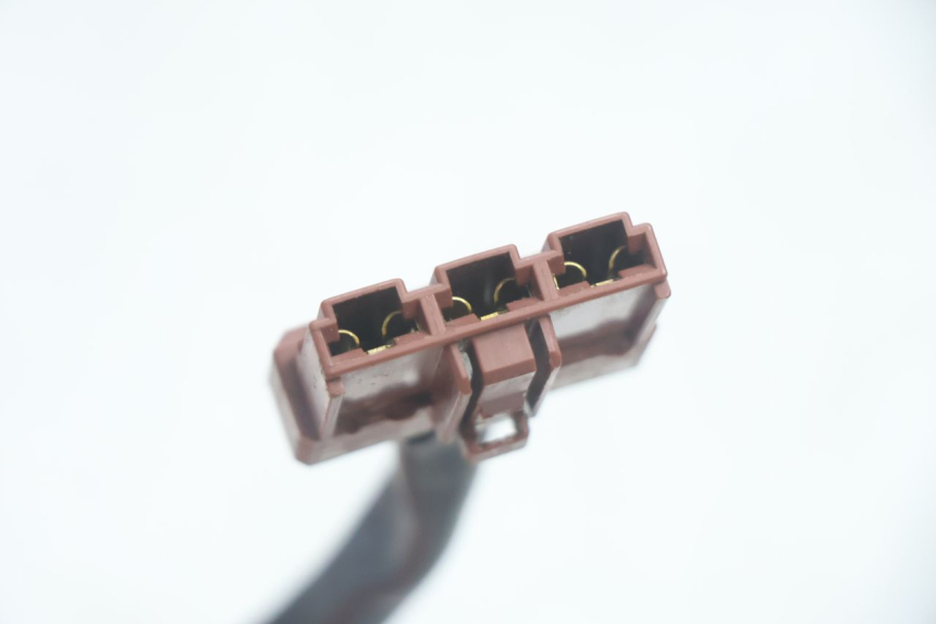 photo de REGULATOR PEUGEOT SATELIS 125 (2013 - 2018) - Fixing points details