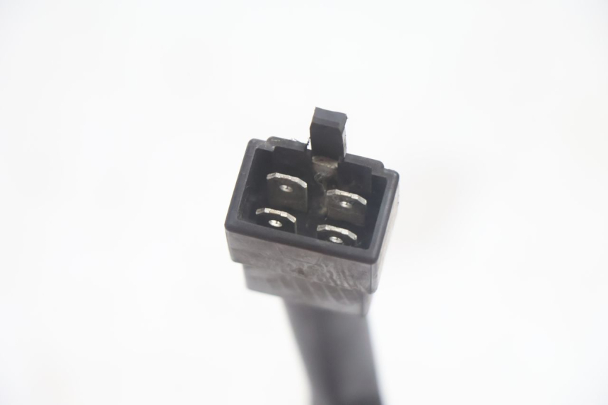 photo de REGULATOR PEUGEOT SATELIS 125 (2013 - 2018) - Surface and material condition