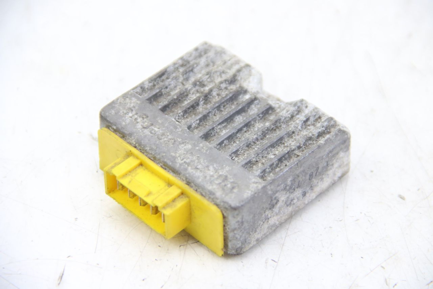 photo de CHARGING REGULATOR APRILIA SCARABEO 4T 50 (2009 - 2017) - Main view