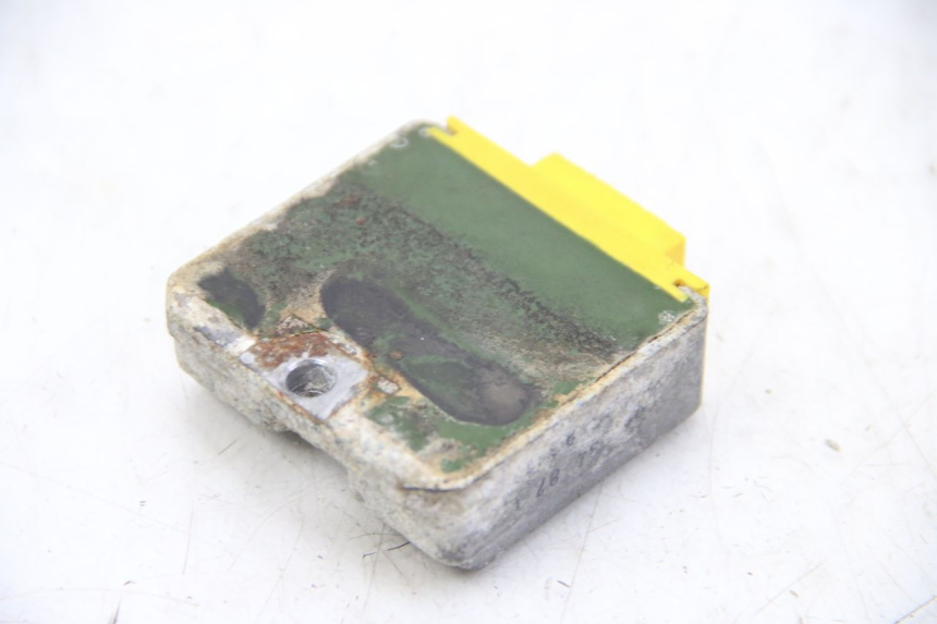 photo de CHARGING REGULATOR APRILIA SCARABEO 4T 50 (2009 - 2017) - Zoom on usage condition