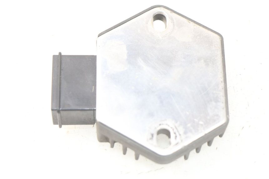 photo de REGULATOR HONDA SES DYLAN 125 (2002 - 2006) - Component detail