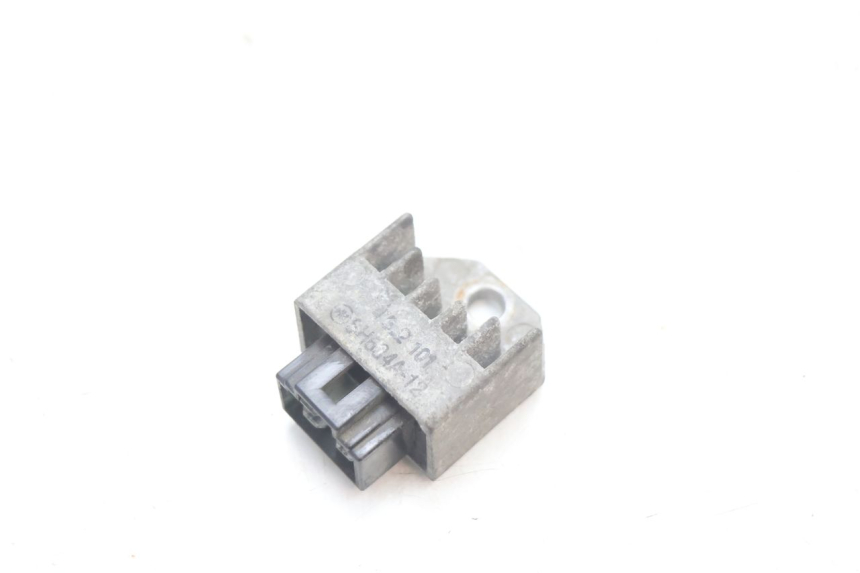 photo de REGULATOR PEUGEOT SPEEDFIGHT 2 AC 50 (2000 - 2009) - Main view