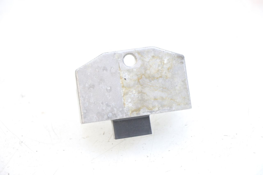 photo de CHARGING REGULATOR PEUGEOT SPEEDFIGHT 4 4T 50 (2015 - 2020) - Alternative perspective