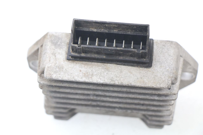 photo de CHARGING REGULATOR APRILIA SR 2T 50 (2012 - 2017) - Alternative perspective