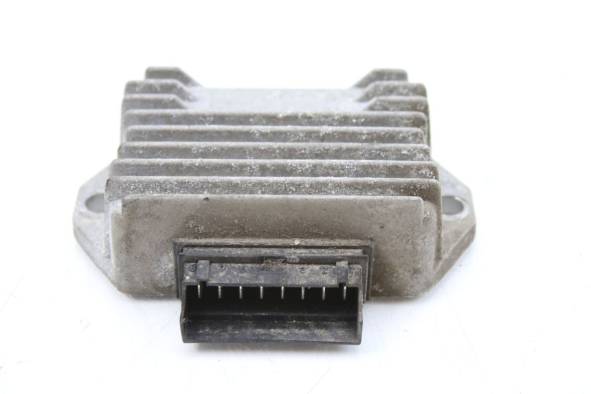 photo de CHARGING REGULATOR APRILIA SR 2T 50 (2012 - 2017) - Zoom on usage condition