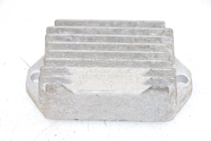 photo de CHARGING REGULATOR APRILIA SR 2T 50 (2012 - 2017) - Zoom on usage condition