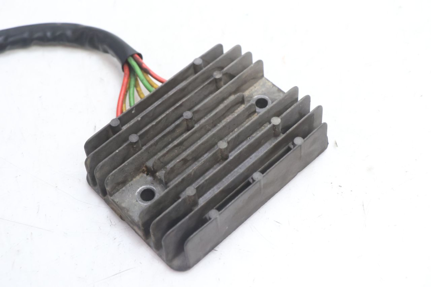photo de REGULATOR DUCATI SS IE DS CARENEE 1000 (2002 - 2006) - Component detail