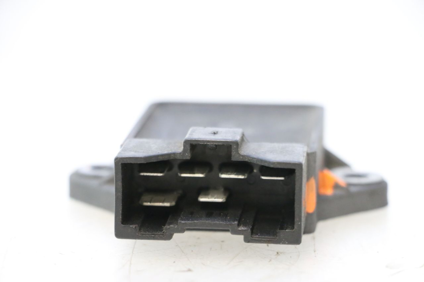 photo de REGULATOR HONDA ST PAN EUROPEAN 1100 (1990 - 2002) - Zoom on usage condition