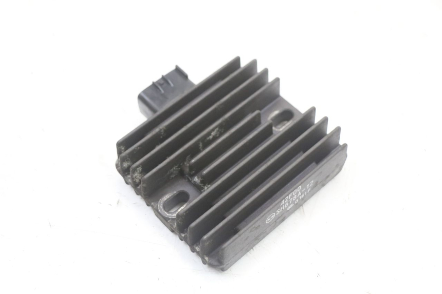 photo de REGULATOR SUZUKI BURGMAN 125 (2018 - 2021) - Component detail