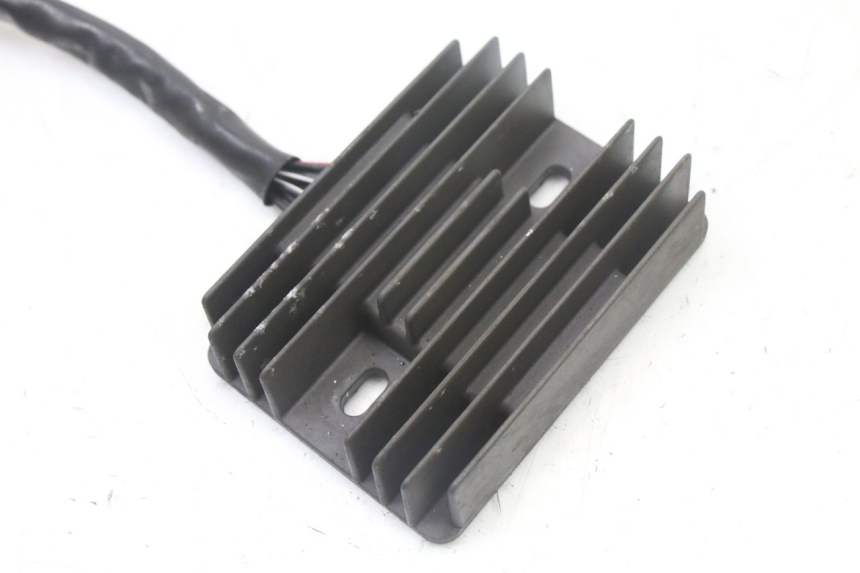 photo de REGULATOR SUZUKI GSX F GSXF 650 (2007 - 2015) - Component detail