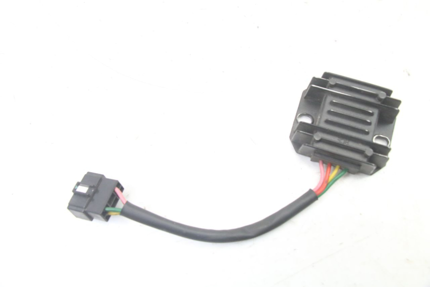 photo de REGULATOR SYM FIDDLE 3 III 50 (2014 - 2020) - Component detail