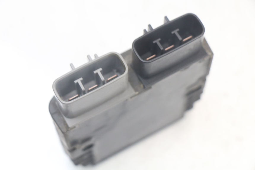 photo de CHARGING REGULATOR YAMAHA TDM ABS 900 (2002 - 2014) - Surface and material condition