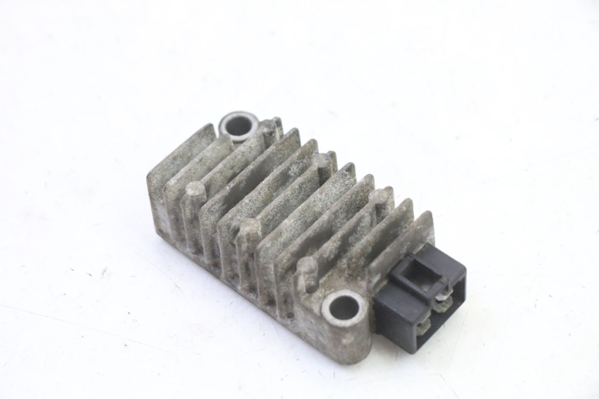 photo de CHARGING REGULATOR YAMAHA TDR DELTABOX 125 (1997 - 2003) - Main view