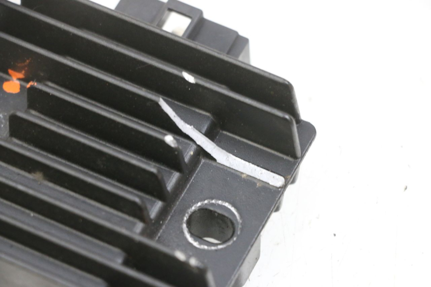 photo de REGULATOR YAMAHA TRICITY 300 (2020 - 2024) - Fixing points details