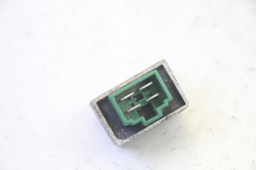 photo de REGULATOR YAMAHA TTR 125 (2000 - 2020) - Alternative perspective