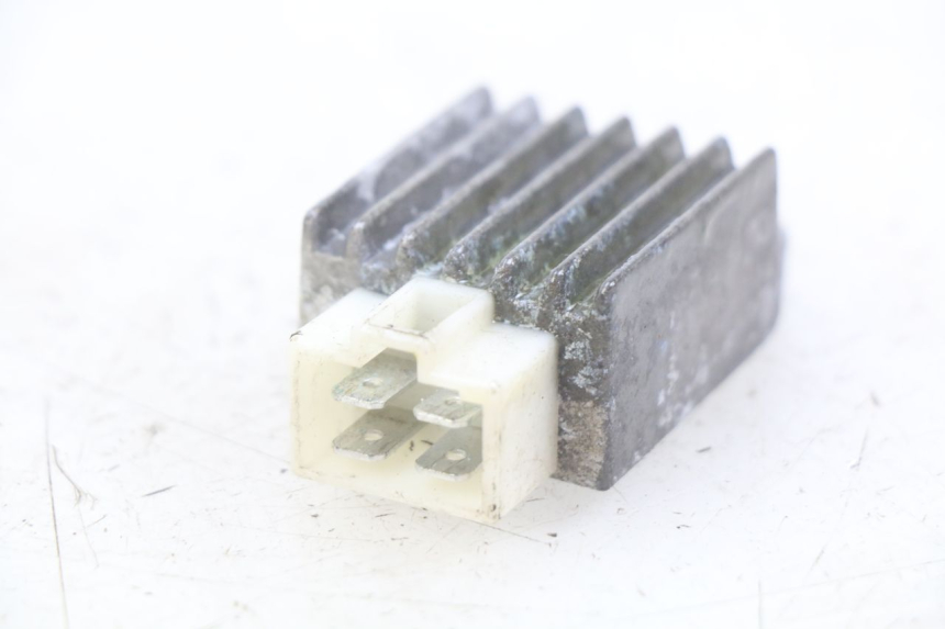 photo de CHARGING REGULATOR PEUGEOT V-CLIC VCLIC 50 (2007 - 2013) - Component detail