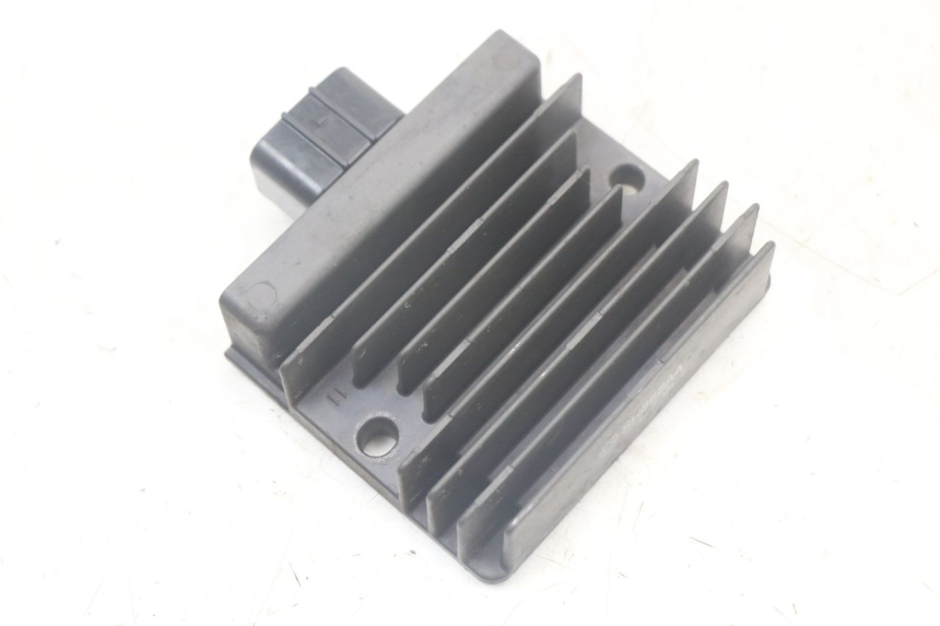 photo de CHARGING REGULATOR KAWASAKI VERSYS ABS 650 (2015 - 2018) - Zoom on usage condition