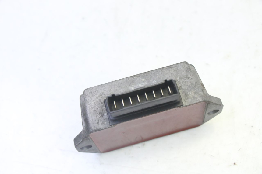 photo de CHARGING REGULATOR PIAGGIO VESPA S 2T 50 (2007 - 2014) - Zoom on usage condition