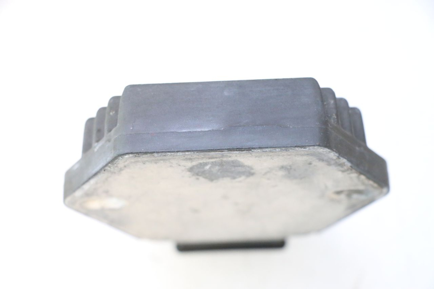 photo de CHARGING REGULATOR HONDA VFR FI RC46 800 (1998 - 2001) - Checked used part