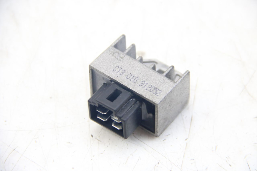 photo de CHARGING REGULATOR PEUGEOT VIVACITY NEW 4T 50 (2008 - 2017) - Component detail