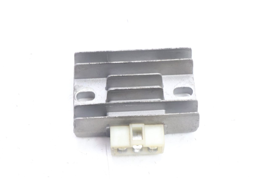 photo de REGULATOR DAELIM VJ ROADWIN 125 (2004 - 2007) - Main view