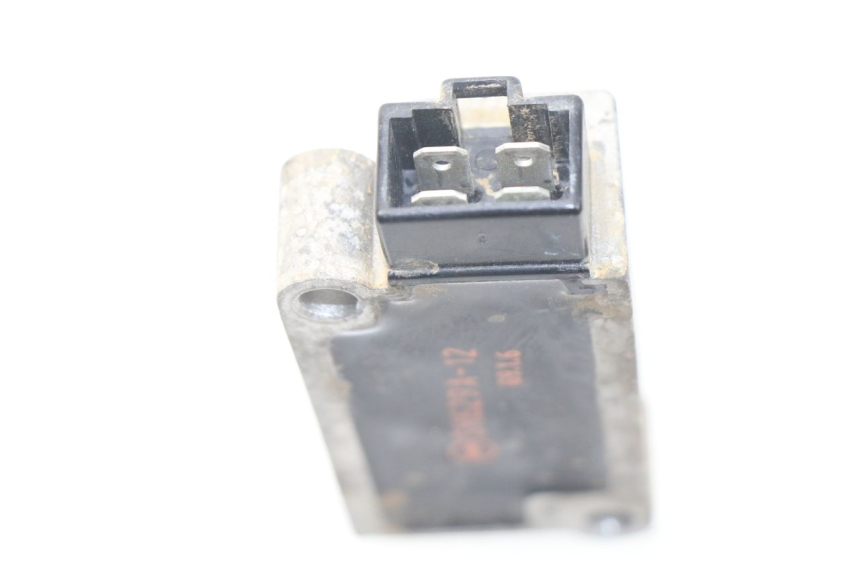 photo de REGULATOR YAMAHA WR R 125 (2009 - 2017) - Zoom on usage condition