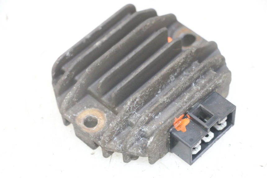 photo de CHARGING REGULATOR YAMAHA X-MAX XMAX 125 (2010 - 2013) - Main view