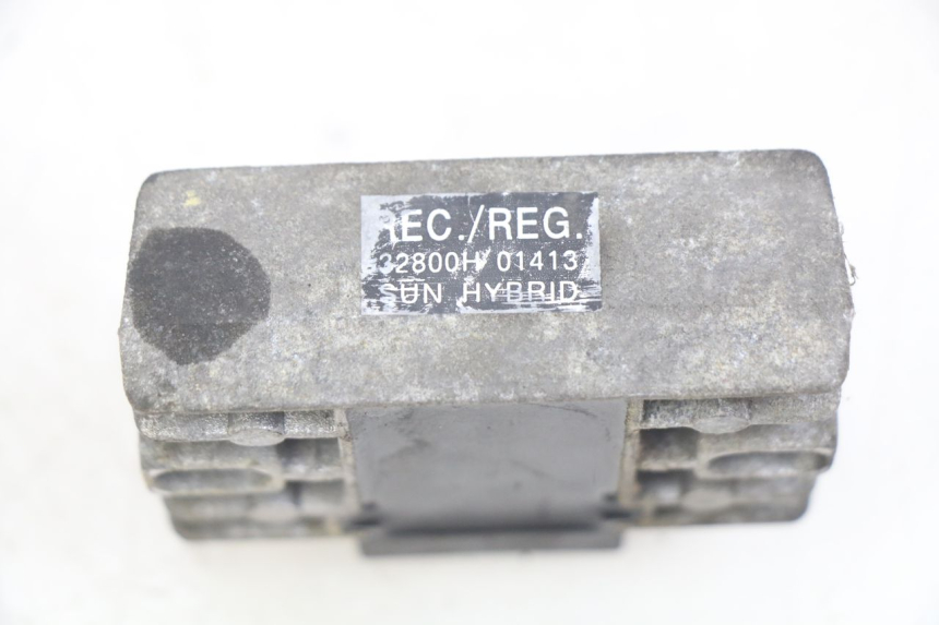 photo de CHARGING REGULATOR PIAGGIO X9 EVOLUTION 125 (2003 - 2007) - Zoom on usage condition