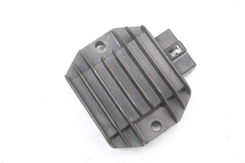 photo de REGULATOR YAMAHA XJS DIVERSION 600 (1997 - 1999) - Component detail