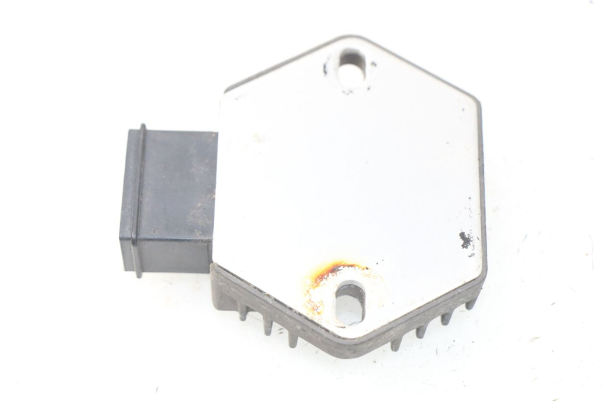 photo de REGULATOR HONDA XLV VARADERO 125 (2000 - 2006) - Component detail