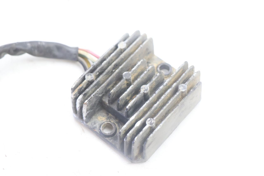 photo de REGULATOR SMC XROAD 150 - Component detail