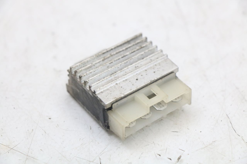 photo de REGULATOR YAMAHA BW'S NG NEXT GENERATION 50 (1996 - 2003) - Zoom on usage condition